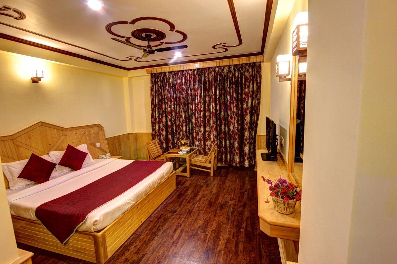 Holiday Bnb Manali Exterior photo