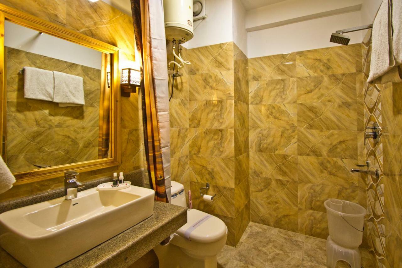 Holiday Bnb Manali Exterior photo